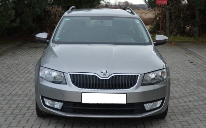 Skoda Octavia cena 31999 przebieg: 200000, rok produkcji 2013 z Legnica małe 154